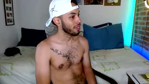 Snapshot of colinlatinbrown chatting on February 2025 05:49:02 PM IG online show from February 2025 05:49:02 PM