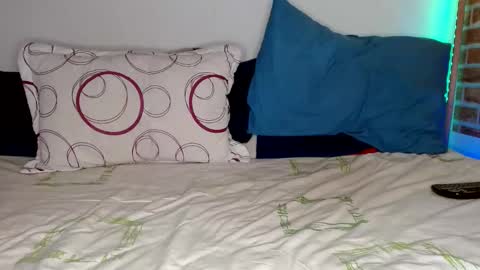 Snapshot of colinlatinbrown chatting on February 2025 08:52:02 PM IG online show from February 2025 08:52:02 PM