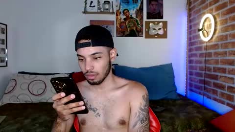 Snapshot of colinlatinbrown chatting on March 2025 04:22:02 PM IG online show from March 2025 04:22:02 PM