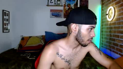 Snapshot of colinlatinbrown chatting on March 2025 09:26:01 PM IG online show from March 2025 09:26:01 PM