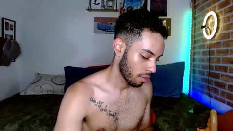 Snapshot of colinlatinbrown chatting on March 2025 06:33:01 PM IG online show from March 2025 06:33:01 PM