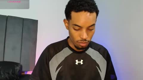 Snapshot of colinlatinbrown chatting on October 2025 09:43:01 AM IG online show from October 2025 09:43:01 AM