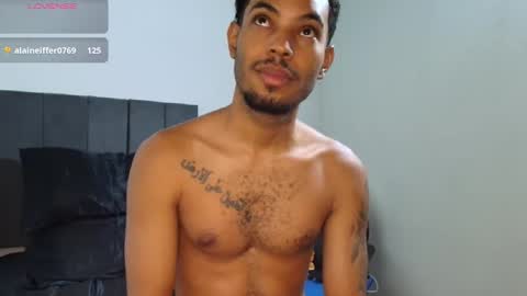 Snapshot of colinlatinbrown chatting on November 2025 01:01:02 PM IG online show from November 2025 01:01:02 PM