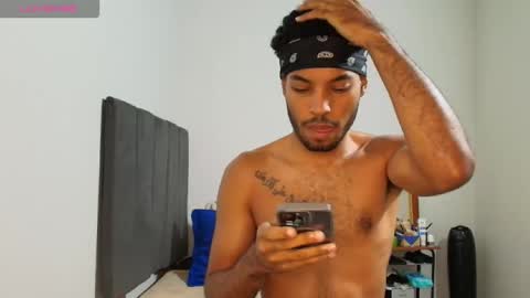 Snapshot of colinlatinbrown chatting on November 2025 12:08:02 PM IG online show from November 2025 12:08:02 PM