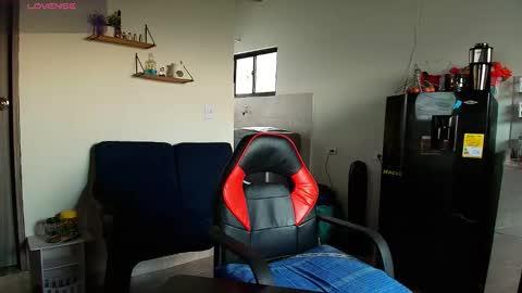 Snapshot of colinlatinbrown chatting on January 2026 11:45:02 AM IG online show from January 2026 11:45:02 AM