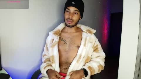 Snapshot of colinlatinbrown chatting on February 2026 08:19:02 AM IG online show from February 2026 08:19:02 AM