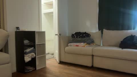 collegeguy1777 online show from June 2026 04:41:01 PM