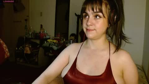 Collette online show from September 2025 04:44:01 AM