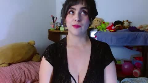 Collette online show from June 2026 03:42:02 AM