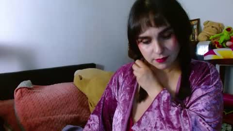 Collette online show from June 2026 05:37:01 AM