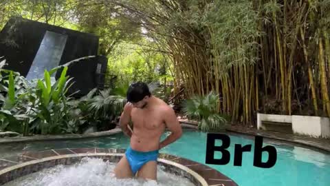 Snapshot of collins_emmett chatting on December 2025 05:52:02 PM EMMETT COLLINS online show from December 2025 05:52:02 PM