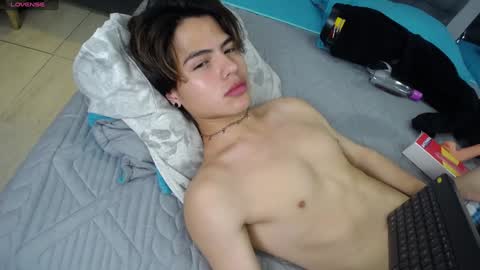 collinstone online show from January 2025 04:17:02 PM