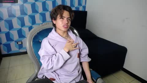 collinstone online show from February 2025 08:17:02 PM