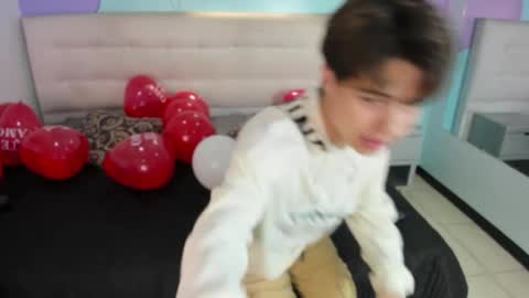 collinstone online show from February 2025 08:14:02 PM