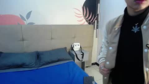 collinstone online show from March 2025 09:06:02 PM