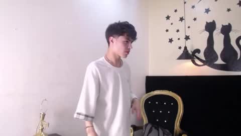 collinstone online show from October 2025 04:51:01 PM