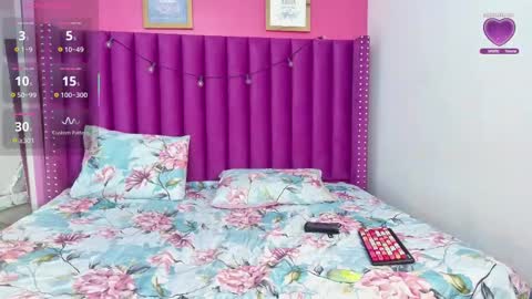 Lauren online show from November 2025 12:44:02 PM