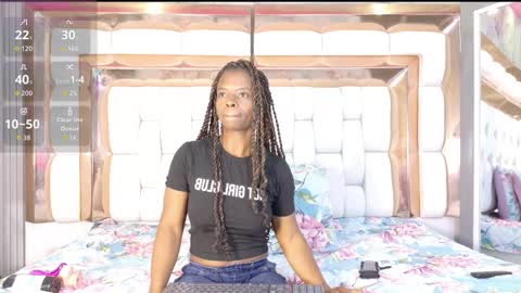 Lauren online show from February 2026 12:37:01 PM