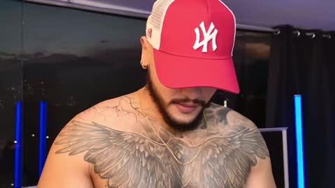 Jhoan online show from October 2025 11:07:01 PM