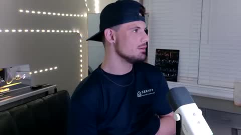 Colton Cullens online show from November 2025 03:05:01 AM