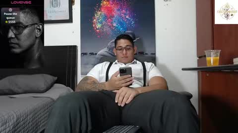 coltonmassif_ online show from June 2026 06:00:02 PM