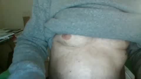 Snapshot of comeonmymouth chatting on December 2024 05:15:02 PM comeonmymouth online show from December 2024 05:15:02 PM