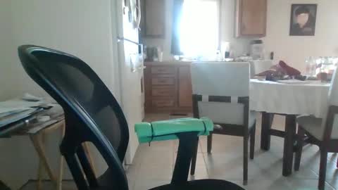 Snapshot of comeonmymouth chatting on February 2025 09:31:01 PM comeonmymouth online show from February 2025 09:31:01 PM