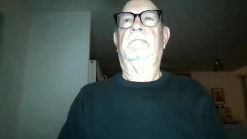 Snapshot of comeonmymouth chatting on January 2026 01:02:01 PM comeonmymouth online show from January 2026 01:02:01 PM