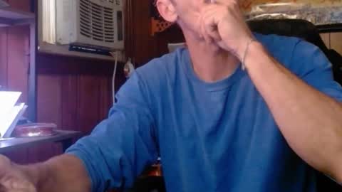 Nelson or ComicKing and sometime Peachy143 online show from April 2026 11:27:01 PM