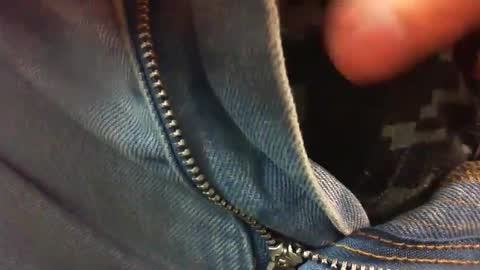 comox online show from February 2025 02:19:02 AM