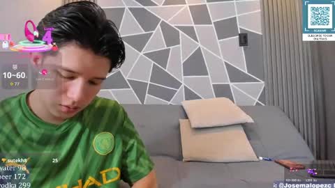 Damian and Daniel online show from April 2026 08:57:02 PM