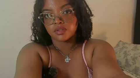 Snapshot of conielaurenth chatting on June 2026 01:28:02 AM conielaurenth online show from June 2026 01:28:02 AM