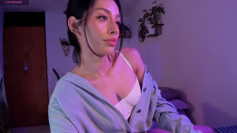 connie    online show from January 2025 10:32:02 AM