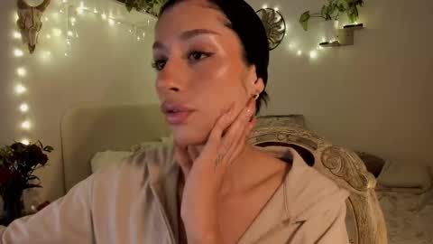 connie    online show from February 2025 11:13:01 AM