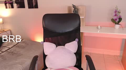 Snapshot of connie_haze chatting on January 2025 07:51:02 PM Connie online show from January 2025 07:51:02 PM