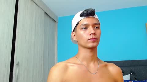 Snapshot of connor_garrett chatting on January 2025 12:06:01 AM Connor online show from January 2025 12:06:01 AM