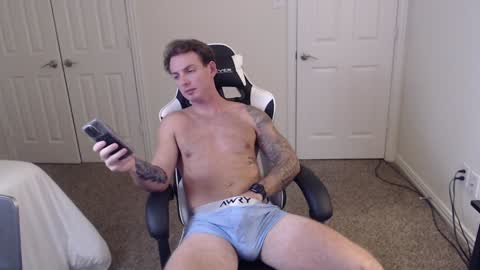 Snapshot of connor_hart chatting on January 2025 05:43:01 AM Connor Hart online show from January 2025 05:43:01 AM