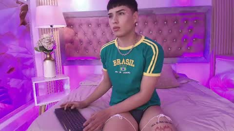 Connor   online show from May 2026 12:32:02 PM