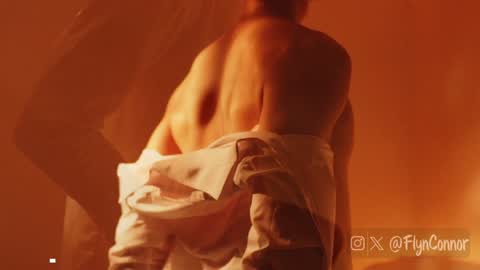 Snapshot of connorflyn chatting on December 2024 08:22:01 AM Connor Flyn online show from December 2024 08:22:01 AM