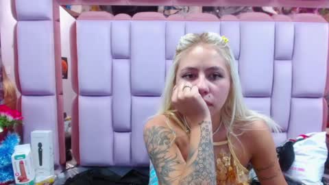 Constans online show from December 2024 04:32:02 PM