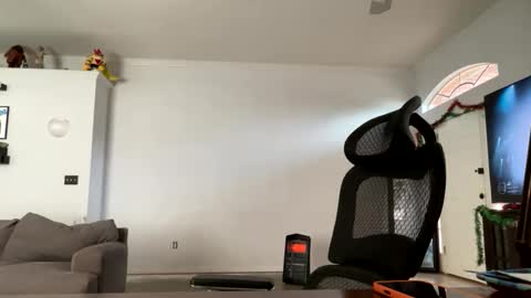 Snapshot of controllercutie chatting on December 2025 04:03:02 PM controllercutie online show from December 2025 04:03:02 PM