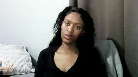 cookiecandyx online show from November 2025 01:44:02 AM