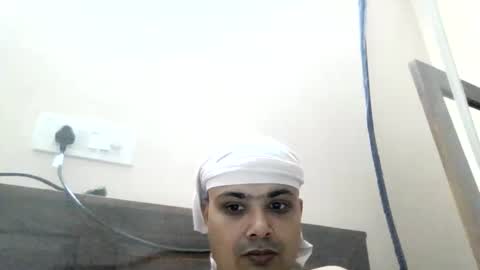 Cool Breeze09 online show from March 2026 11:38:01 AM