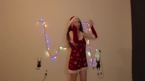 Snapshot of coolamber chatting on December 2025 03:04:02 AM Amber online show from December 2025 03:04:02 AM