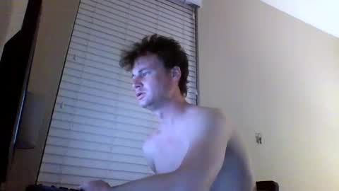 cooldude122222 online show from March 2025 03:34:02 AM