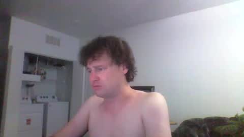 cooldude122222 online show from February 2026 07:00:02 PM