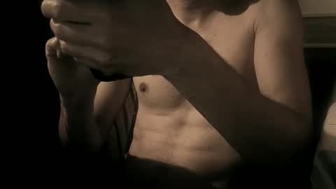 Snapshot of coolmementox chatting on December 2025 06:14:02 PM ChoveEnArrakis online show from December 2025 06:14:02 PM