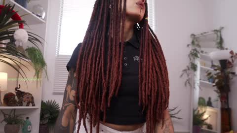 Snapshot of cooper_reds chatting on December 2024 06:48:01 PM ROSELL 3 online show from December 2024 06:48:01 PM