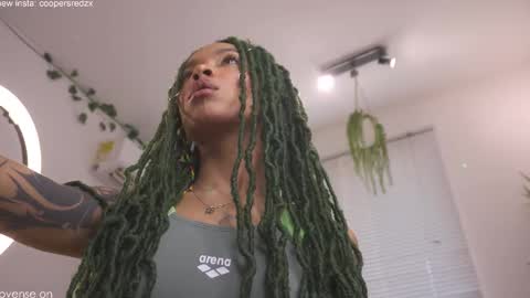 Snapshot of cooper_reds chatting on September 2025 06:31:02 PM ROSELL 3 online show from September 2025 06:31:02 PM