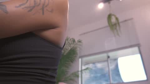 Snapshot of cooper_reds chatting on October 2025 04:13:01 PM ROSELL 3 online show from October 2025 04:13:01 PM